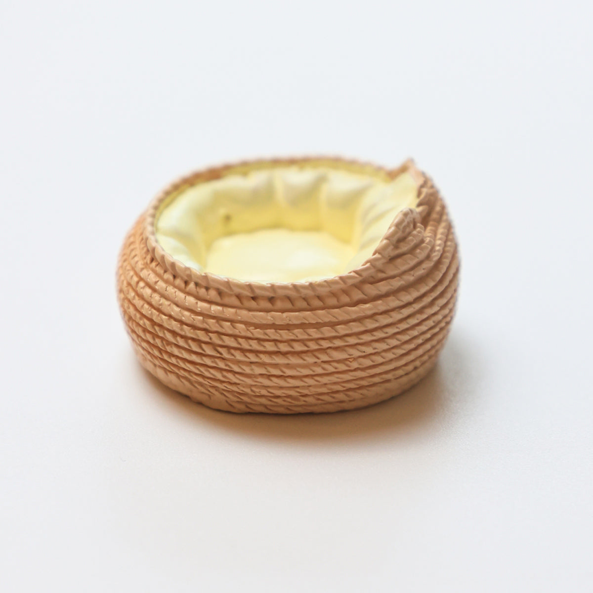 Cozy Cat Bed Chopstick Holder 🐾